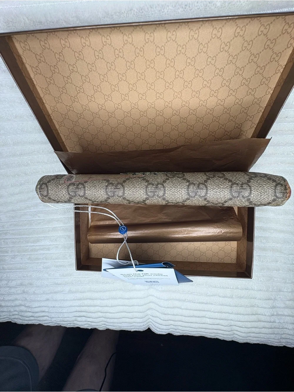 Gucci GG Supreme Bengal UFO Zip Around Wallet Authenticated w Box Very Clean - Picture 8 of 16